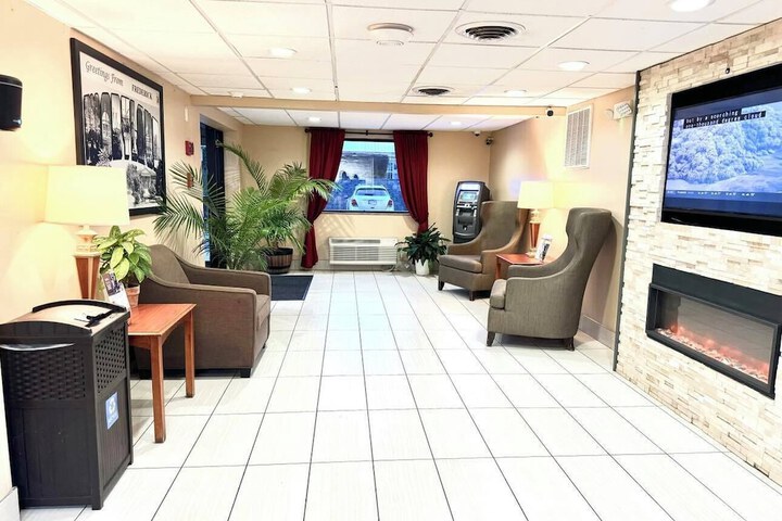 Hotel Interior 13 of 41