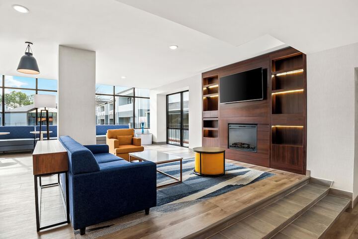 Comfort Inn & Suites Prince George - Fort Lee