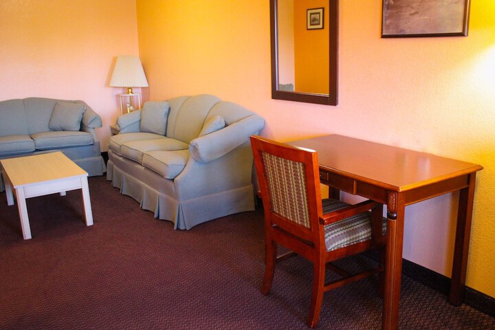 Room 20 of 32