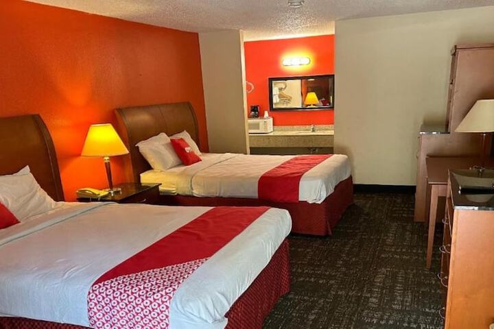 Room 11 of 22