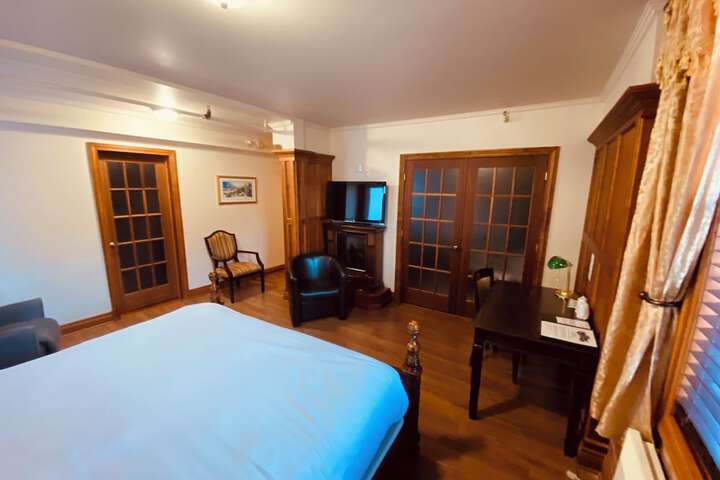 Room 22 of 52