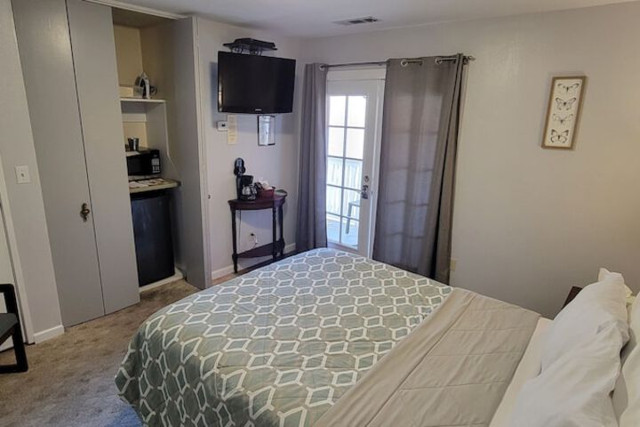Room 67 of 71