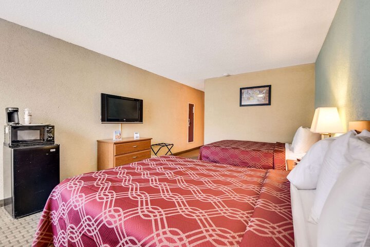 Room 43 of 63