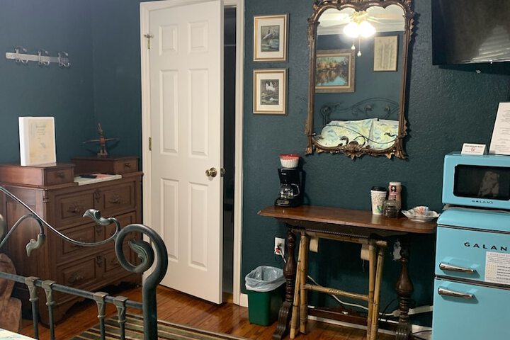 Room 55 of 96