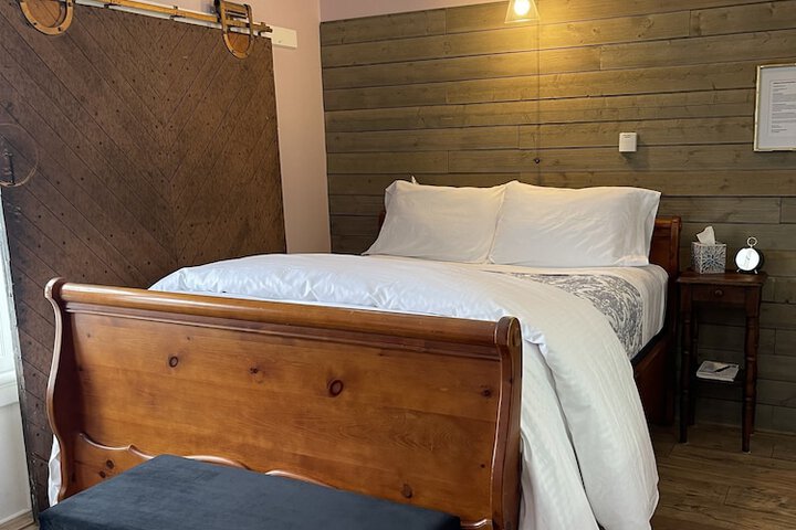 Room 9 of 39