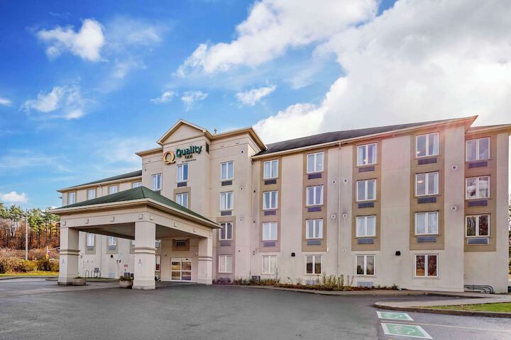 Hotel 3 of 40