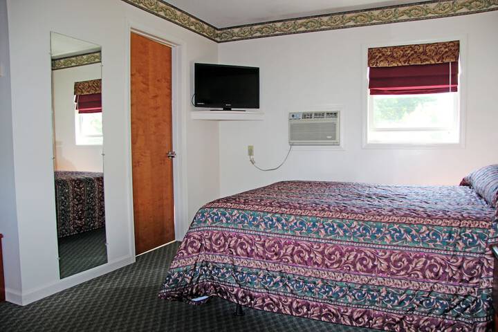 Room 14 of 40