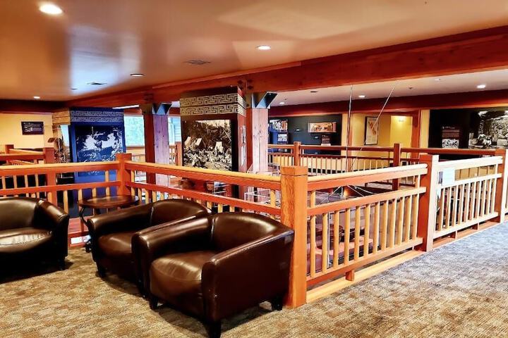 Hotel Interior 12 of 44