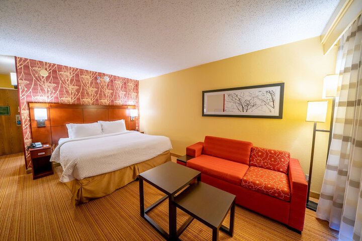 Room 43 of 78