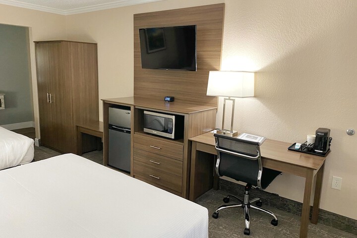 Room 20 of 31
