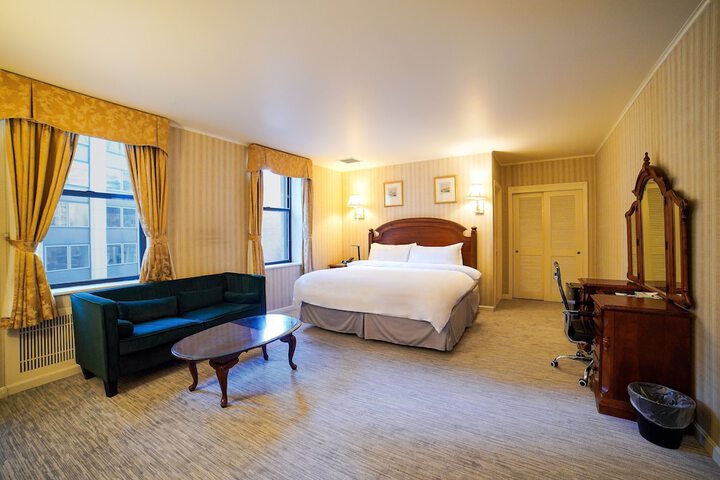 Room 55 of 83