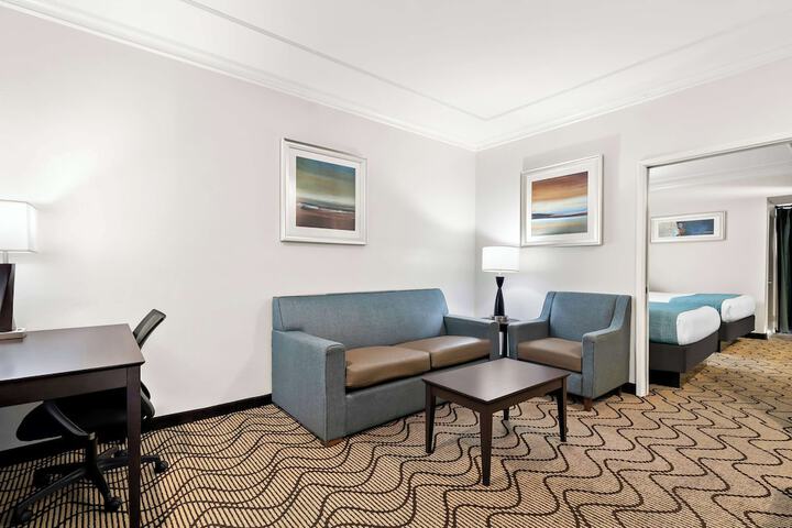 Room 31 of 35