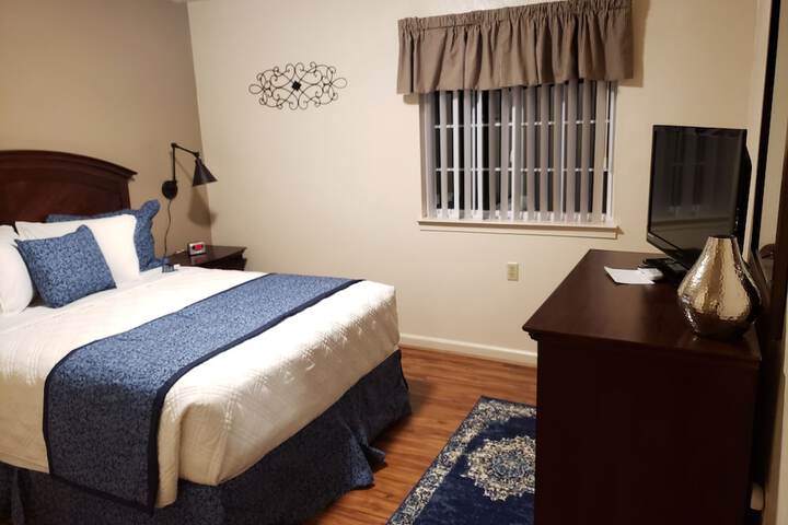 Room 30 of 61