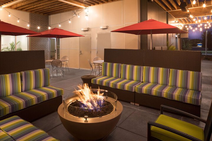 Home2 Suites by Hilton Mishawaka South Bend IN