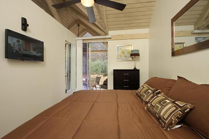 Mountain Cove Private Condo