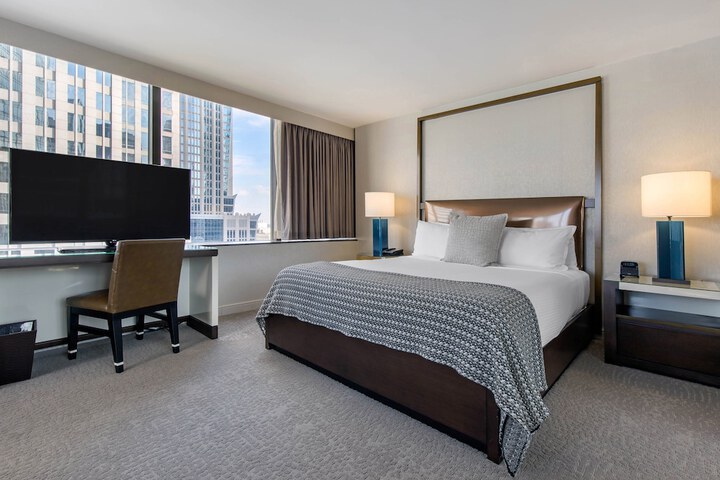 Omni Charlotte Hotel