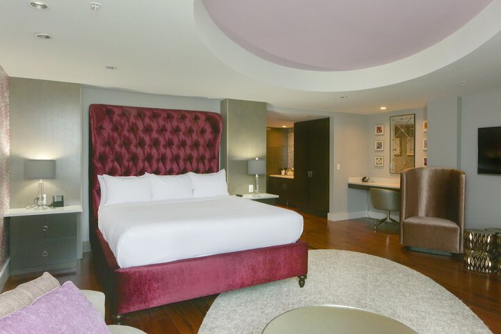 Room 60 of 85