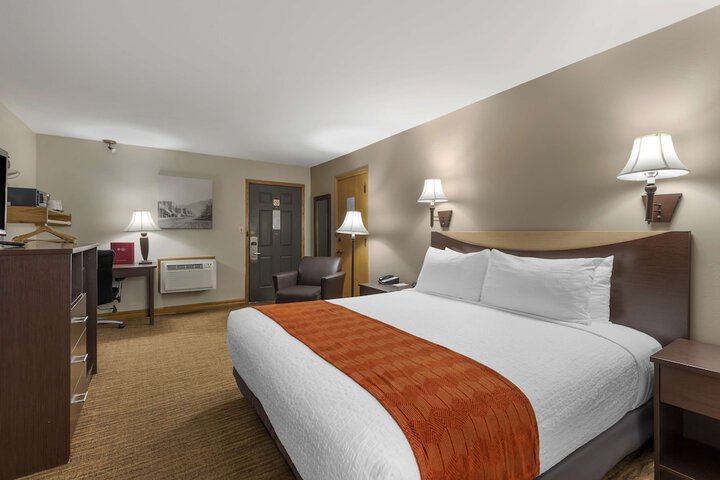 Room 34 of 42