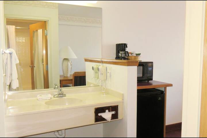 Room 30 of 72