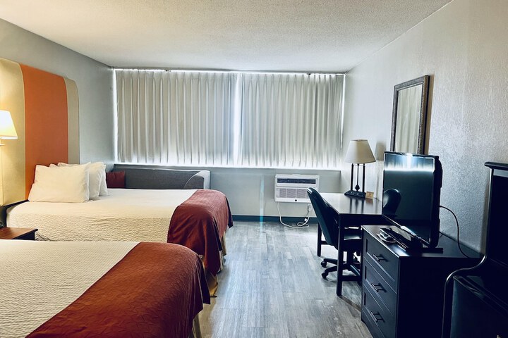Room 14 of 44