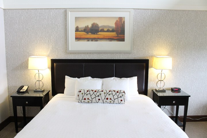 Room 34 of 39