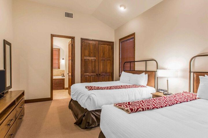 Bluegreen Vacations Big Bear Village an Ascend Collection Resort