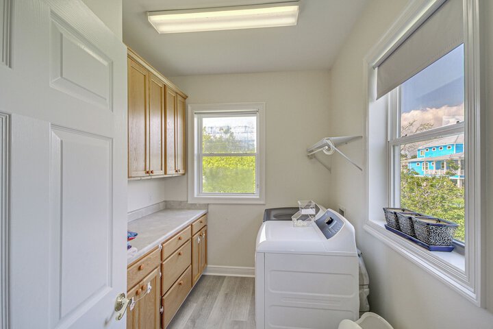 Waveland Vacation Rental - Walk to the Beach!