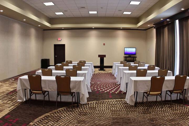 Hilton Garden Inn Victoria