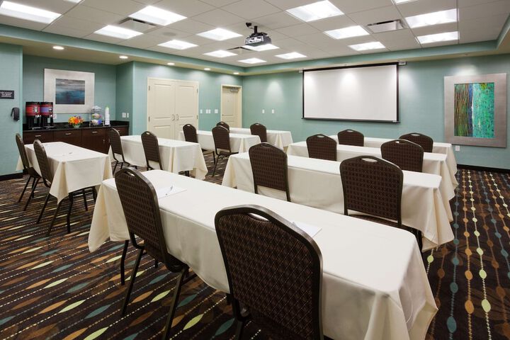 Hampton Inn & Suites Minneapolis West / Minnetonka