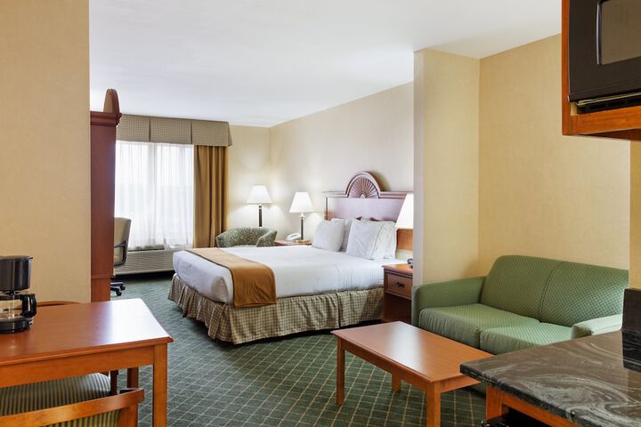 Room 20 of 33