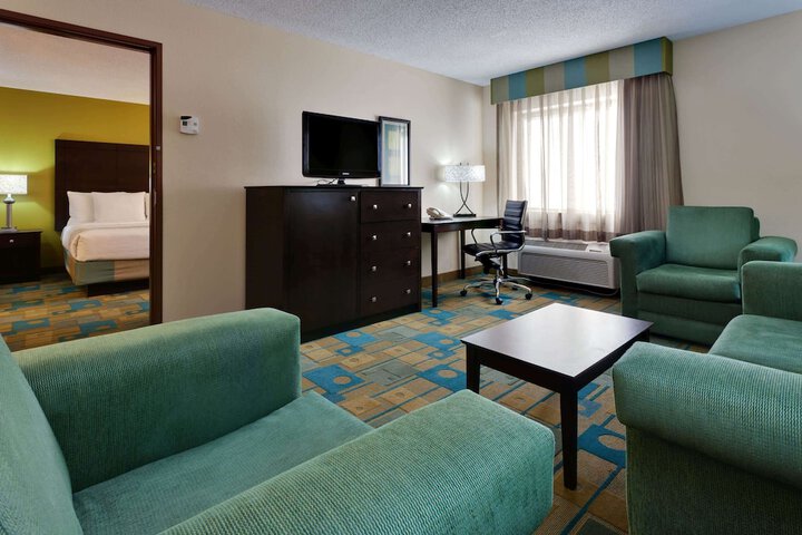 Room 14 of 30