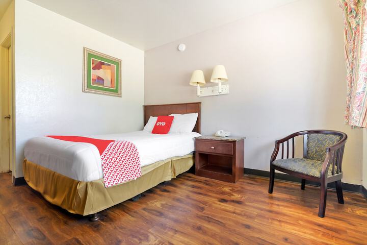 Room 16 of 27