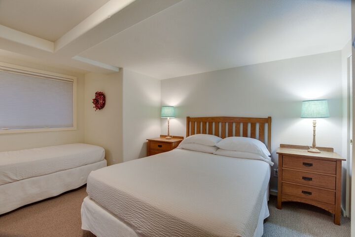 Room 160 of 231