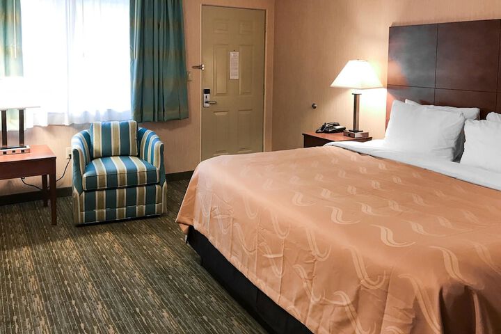 Quality Inn Bedford