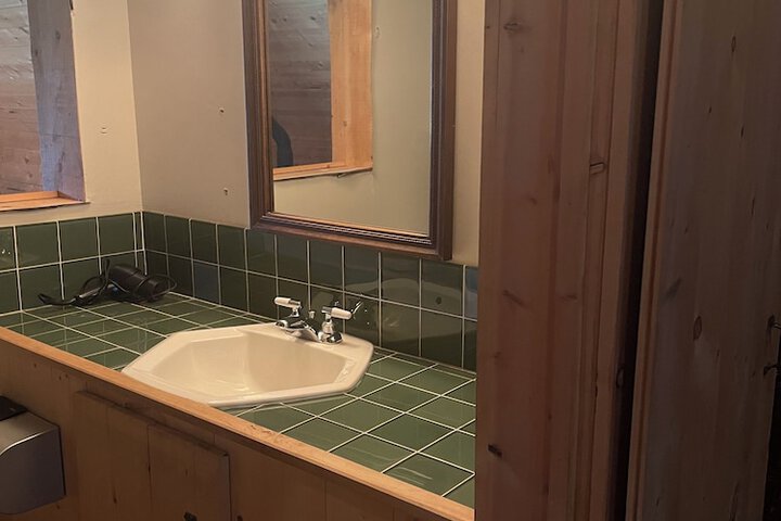 Room 31 of 53