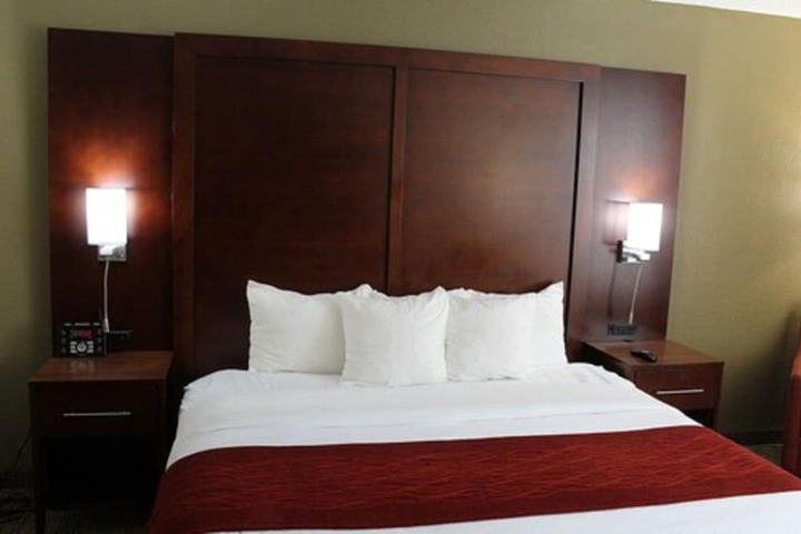 Room 17 of 50