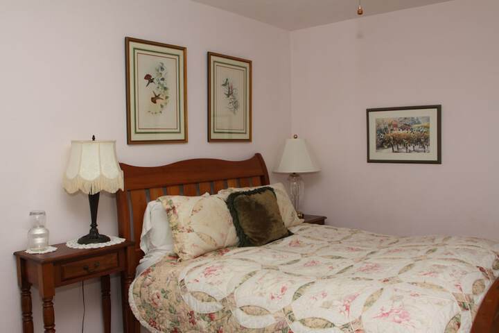 Room 27 of 32