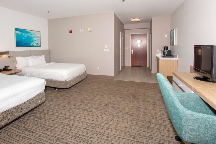 Room 39 of 66