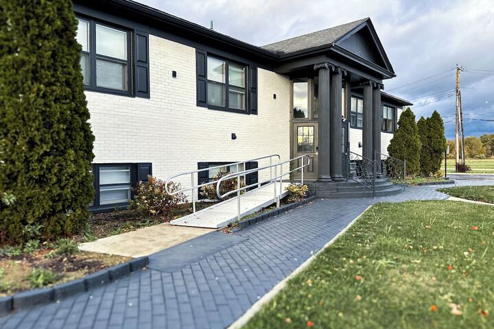 DTW Suites