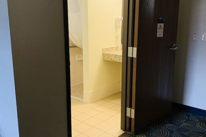 AmericInn by Wyndham Kewanee