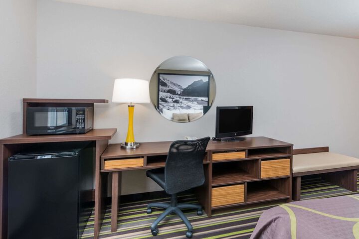 Room 15 of 20