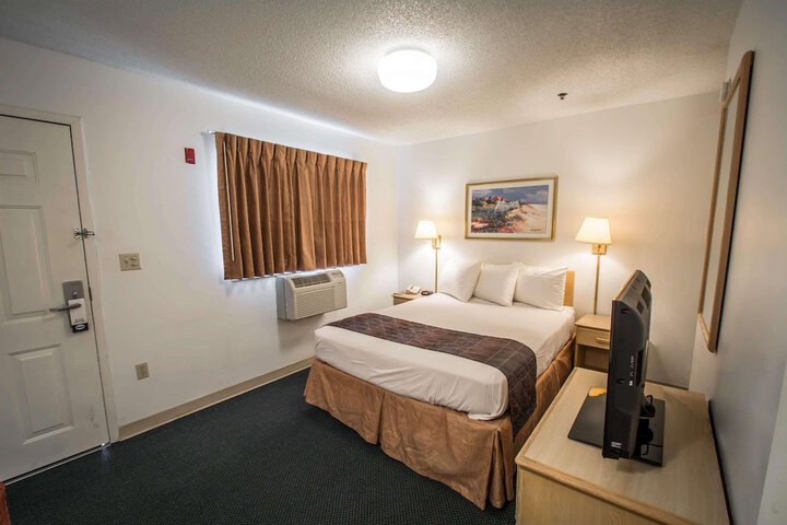 Room 31 of 32