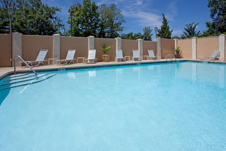 Pool 9 of 40
