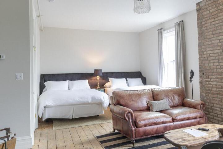 Stewart House Hotel