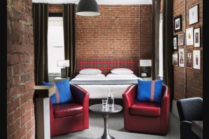 Room 41 of 49