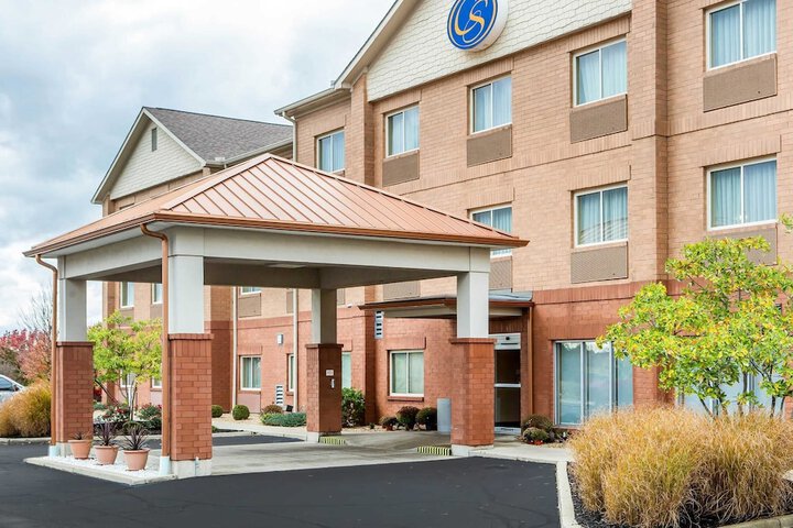 Hotel 8 of 48