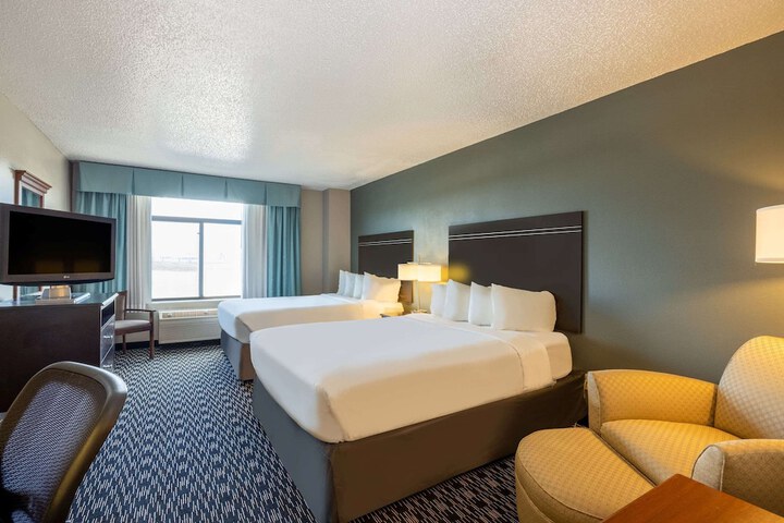 Room 14 of 40