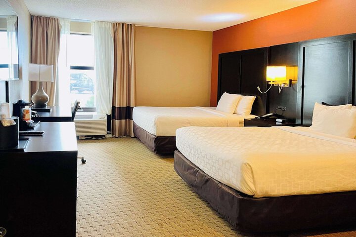 Room 25 of 49