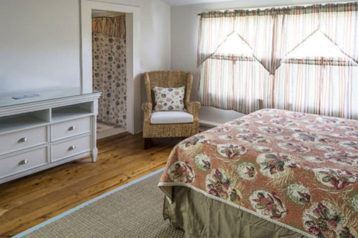 The Yankee Clipper Inn
