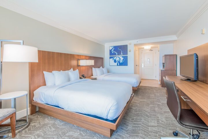 Room 51 of 187